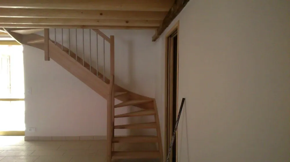 escalier en bois
